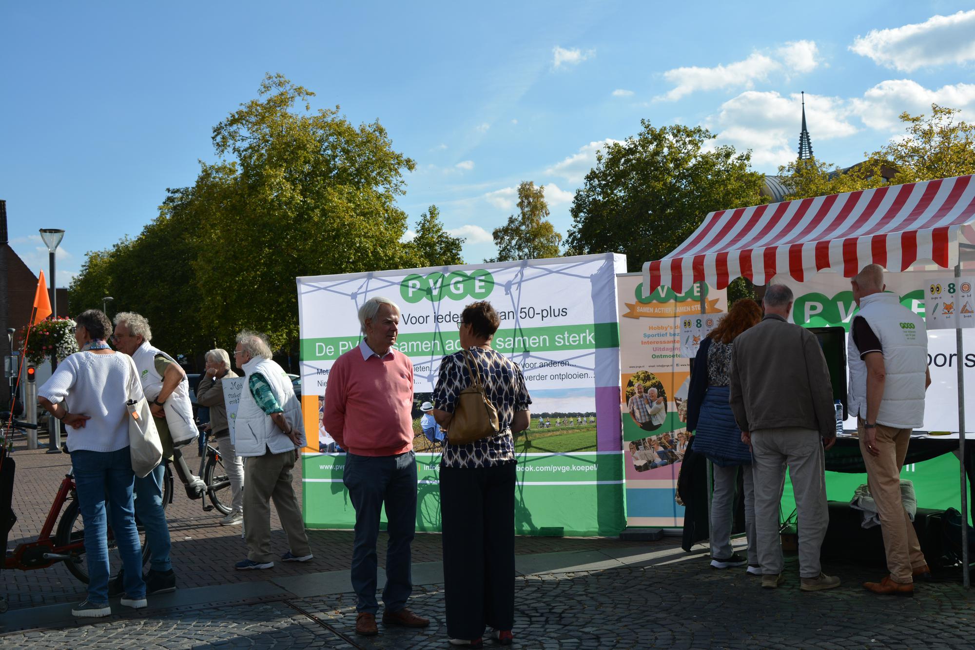 Best - PVGE aanwezig op Best Bruist