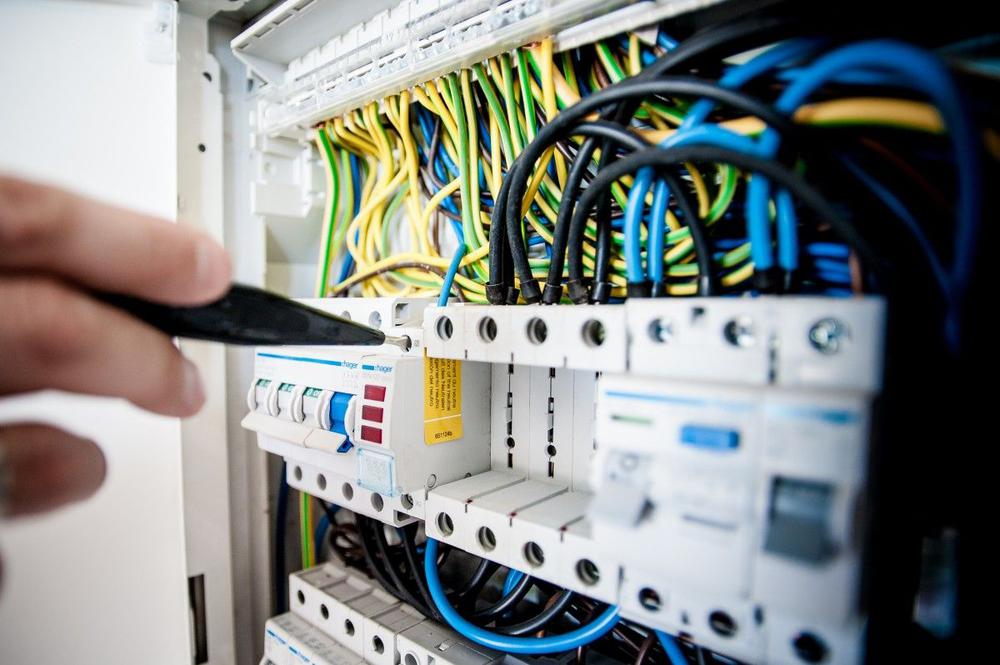 electric_electricity_building_builder_repair_safety_cables_an_array_of_electric-1056726.jpg