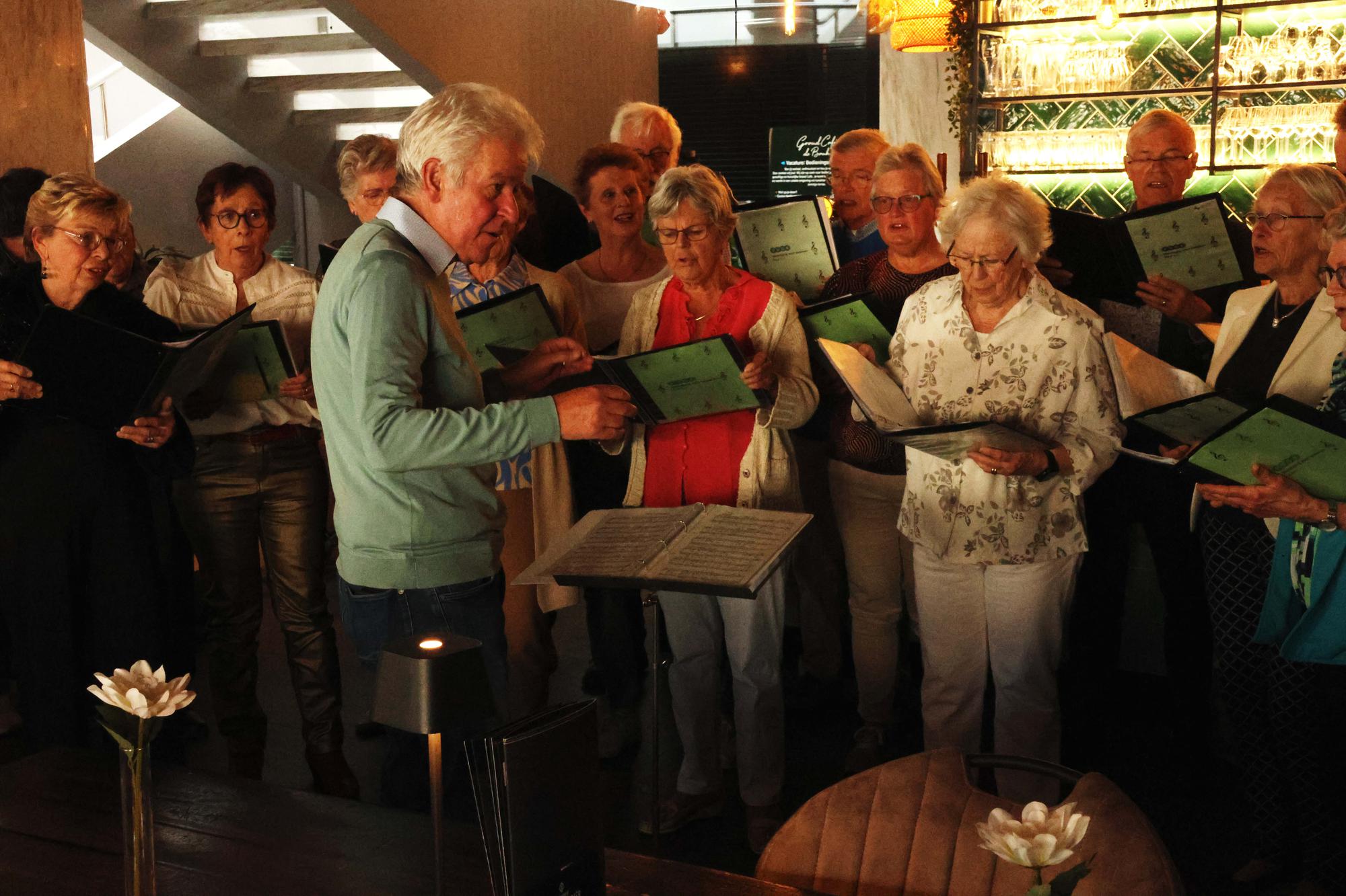 Best - PVGE aanwezig op Best Bruist