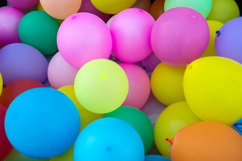 balloons_children_color_balloons_colors_fiesta_globos_de_color_kids_party_office_party-1267651.jpg
